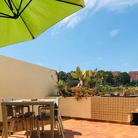 T2 Porto Ambroggio 35 *