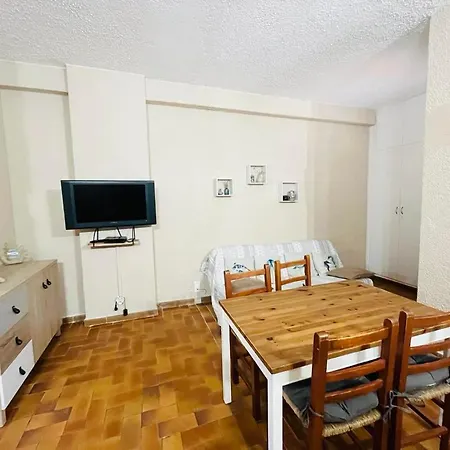 T2 Porto Ambroggio 35 Lägenhet *