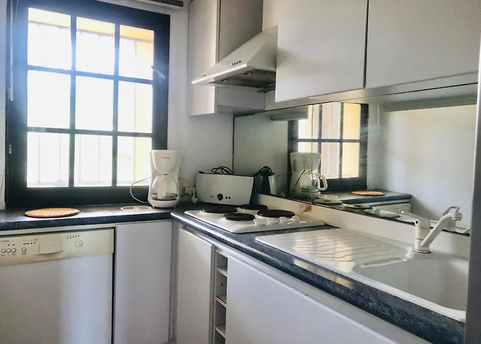 T2 Porto Ambroggio 35 *